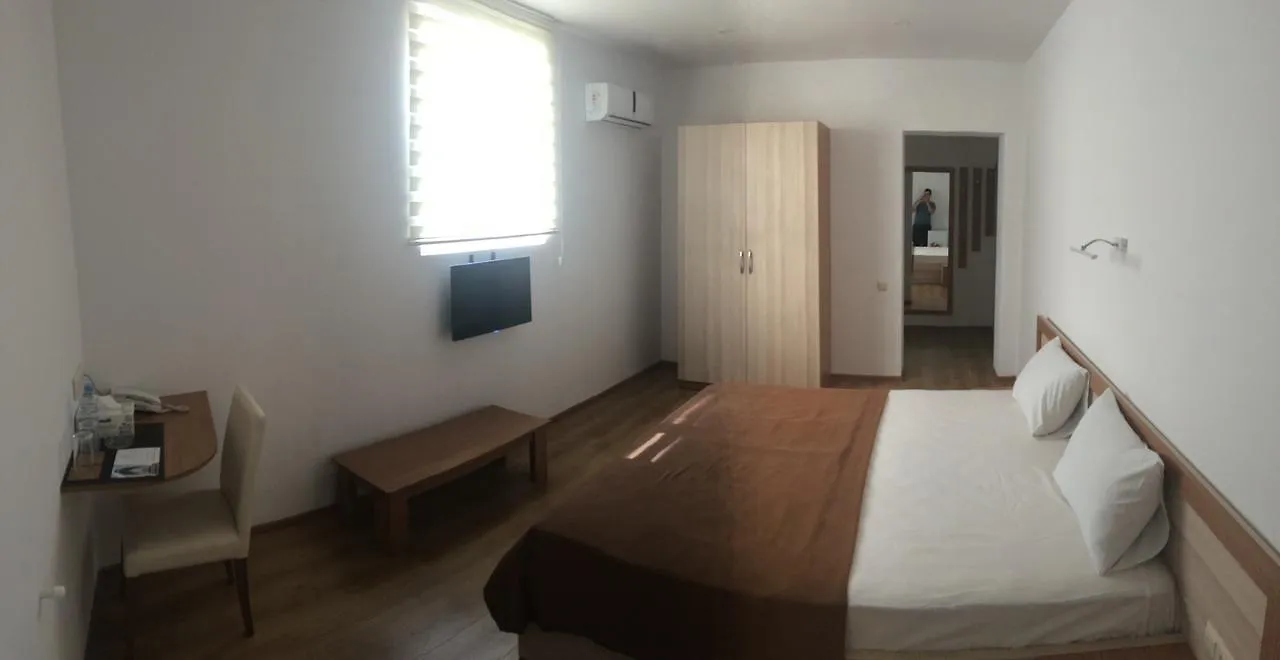 Hotel Marseille Μπατούμι 3*,  Γεωργία